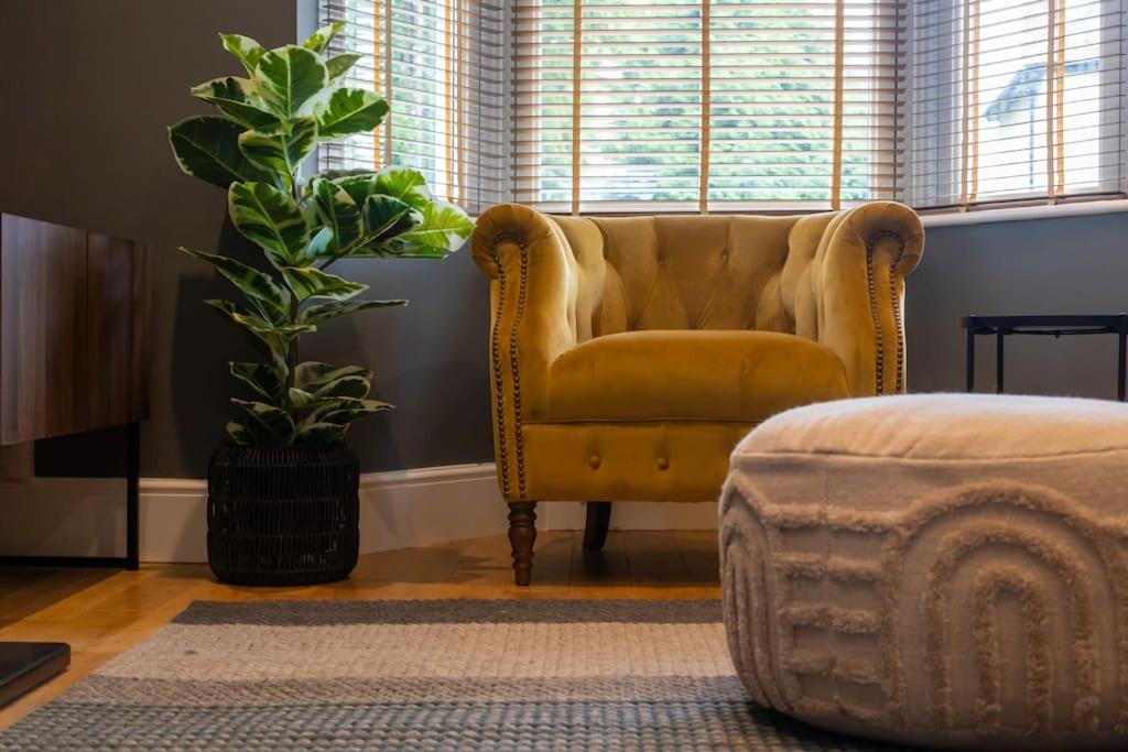 Hereford - Clifton Villa - Beautifully Presented House Located A Short Walk From City Centre - Sleeps 6 Guests - Perfect For Exploring Hereford - Hosted By Rentmyhouse 외부 사진